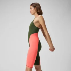 Women's Solid Vanquisher Kneeskin